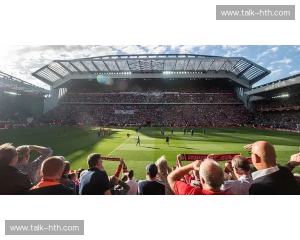 红魂撞击：当利物浦的安菲尔德旋律，遇上贝尔格莱德的“地狱”红星